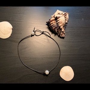 Cute Pearl Leather Cord Necklace